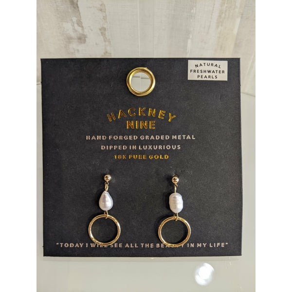 Freshwater Pearl Gold Circle Earring